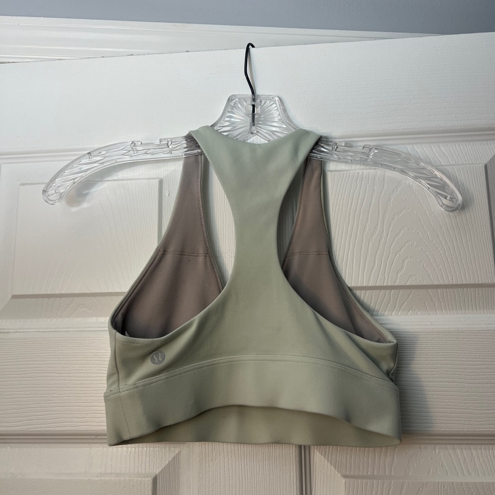 Lululemon Sweet Awakenings Bra in Size 4 - Picture 2 of 3
